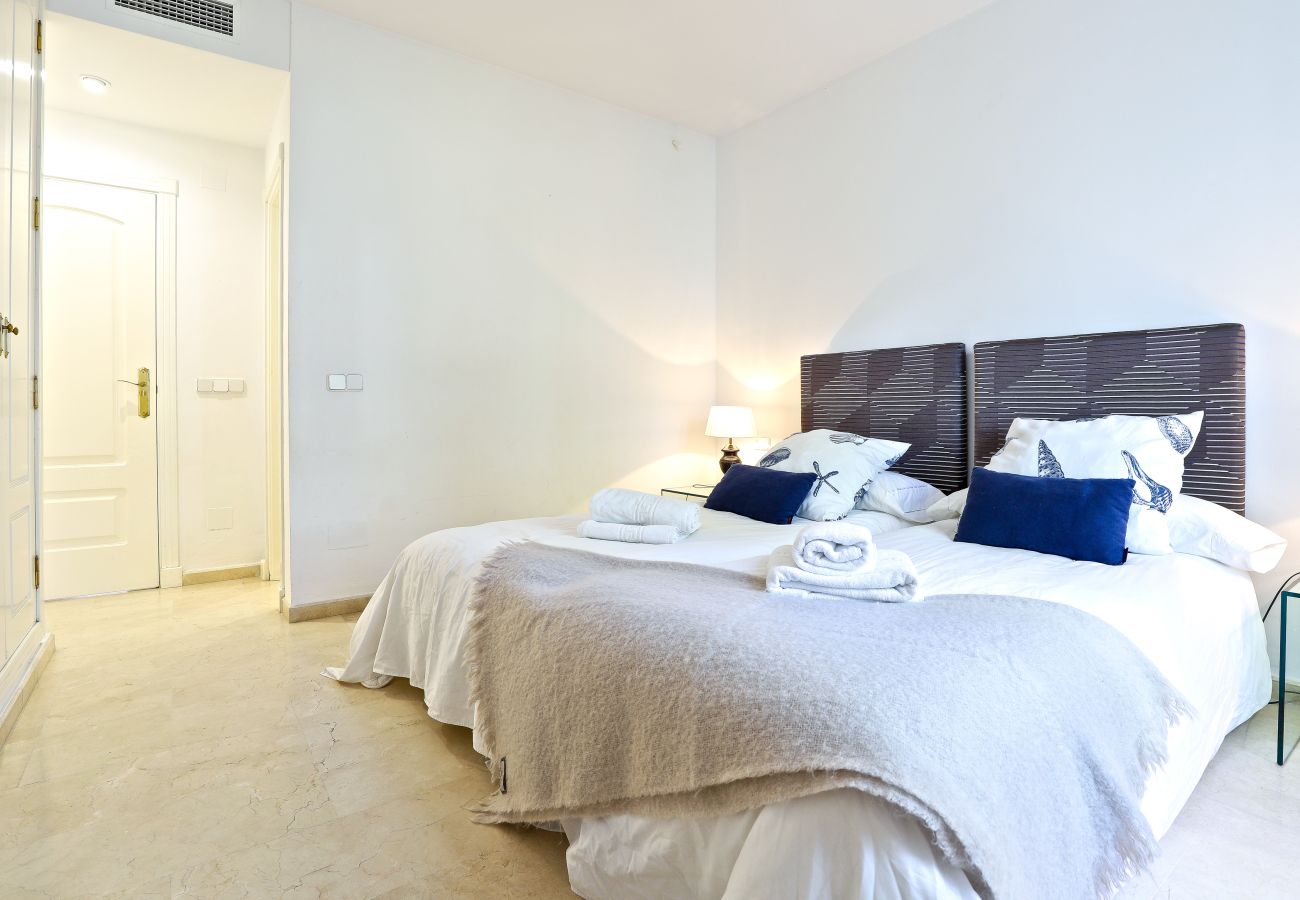 Appartement à Marbella - Los Monteros Palm Beach avec jardin et BBQ