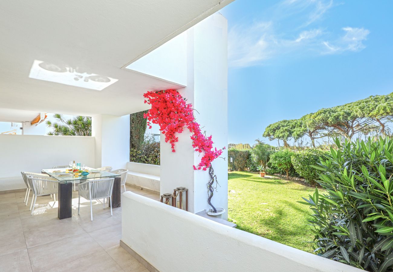 Appartement à Marbella - Los Monteros Palm Beach avec jardin et BBQ