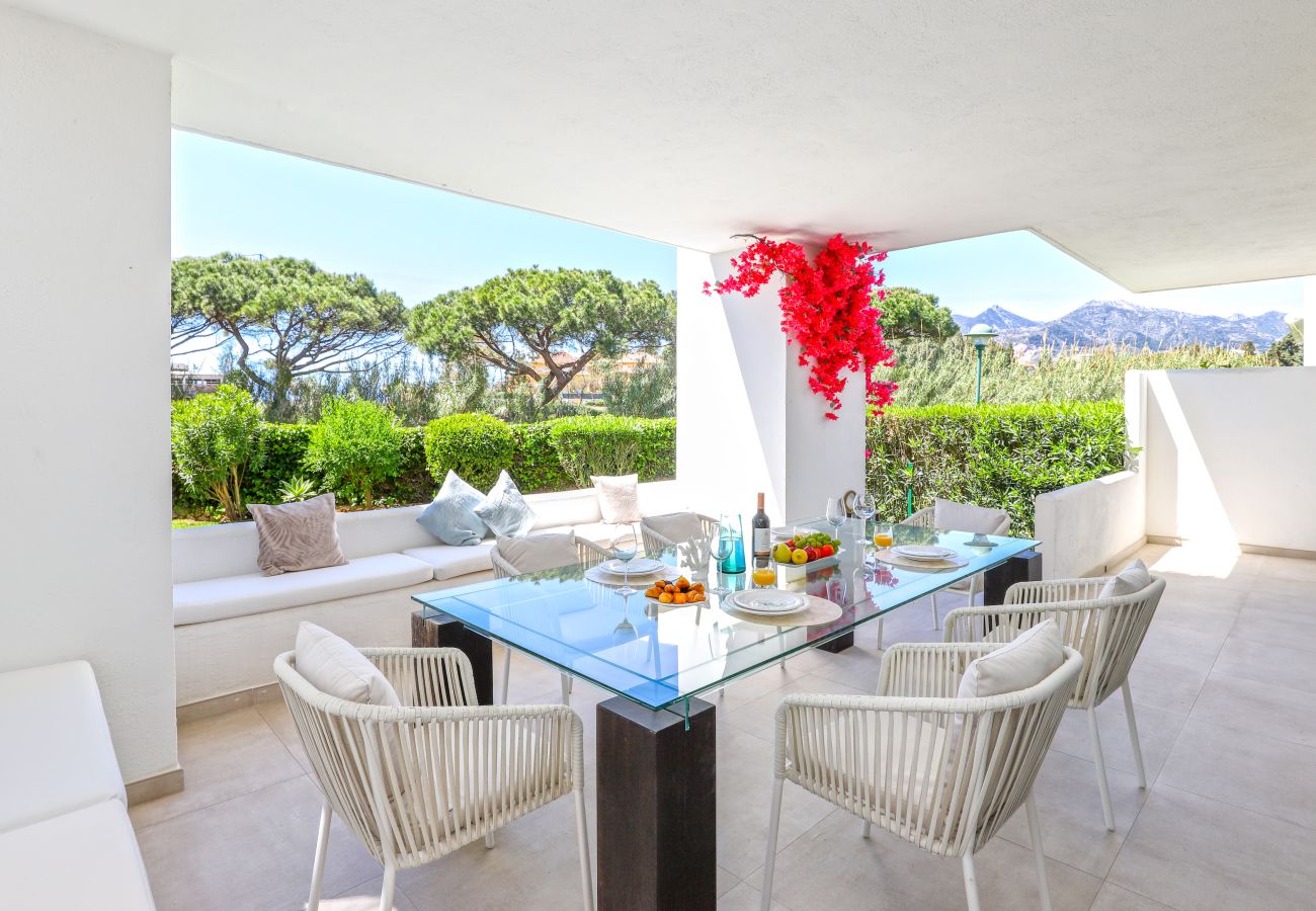 Appartement à Marbella - Los Monteros Palm Beach avec jardin et BBQ