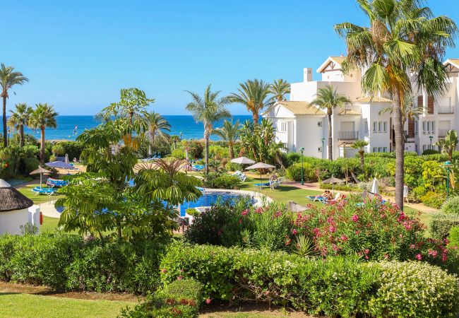 Apartment in Marbella - Los Monteros Palm Beach - sea & pool views