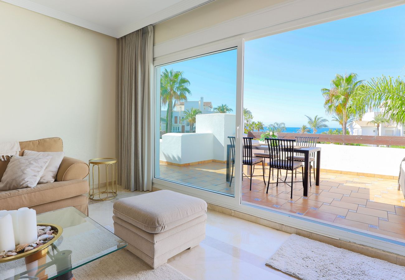 Apartment in Marbella - Los Monteros Palm Beach - sea & pool views