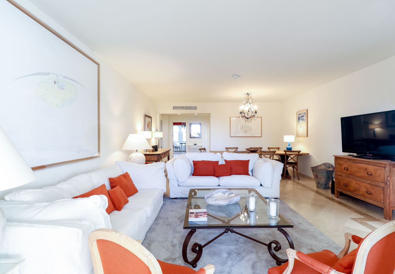 Apartment in Marbella - Frontline beach apartment -Los Monteros Palm Beach