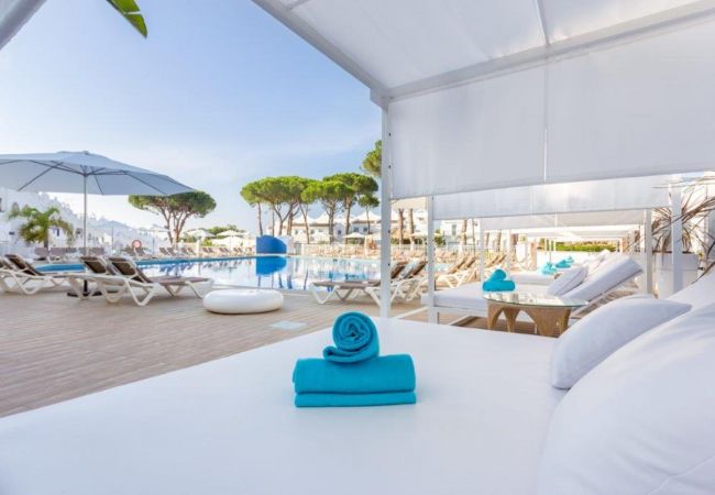  in Marbella - Modern duplex - great resort facilities