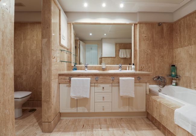 Apartment in Marbella - Fabulous apartment - frontline beach Los Monteros Apartment in Marbella - Fabulous apartment - frontline beach Los Monteros