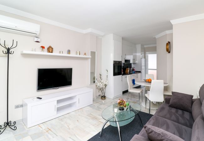 Terraced House in Marbella - Bright townhouse -great onsite facilities Terraced House in Marbella - Bright townhouse -great onsite facilities