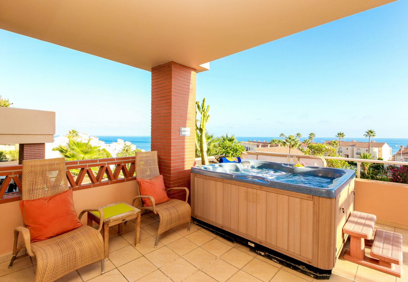 Apartment in Mijas Costa - Holiday luxury at Malibu Mansions, private hot tub