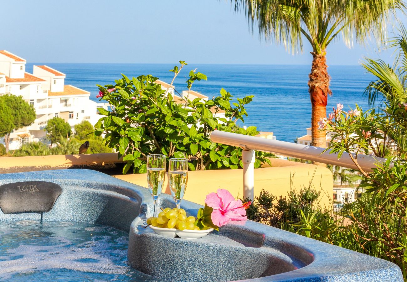 Apartment in Mijas Costa - Holiday luxury at Malibu Mansions, private hot tub