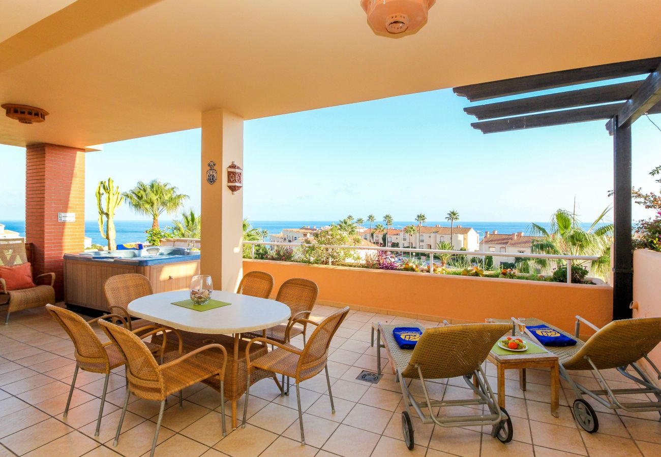 Apartment in Mijas Costa - Holiday luxury at Malibu Mansions, private hot tub
