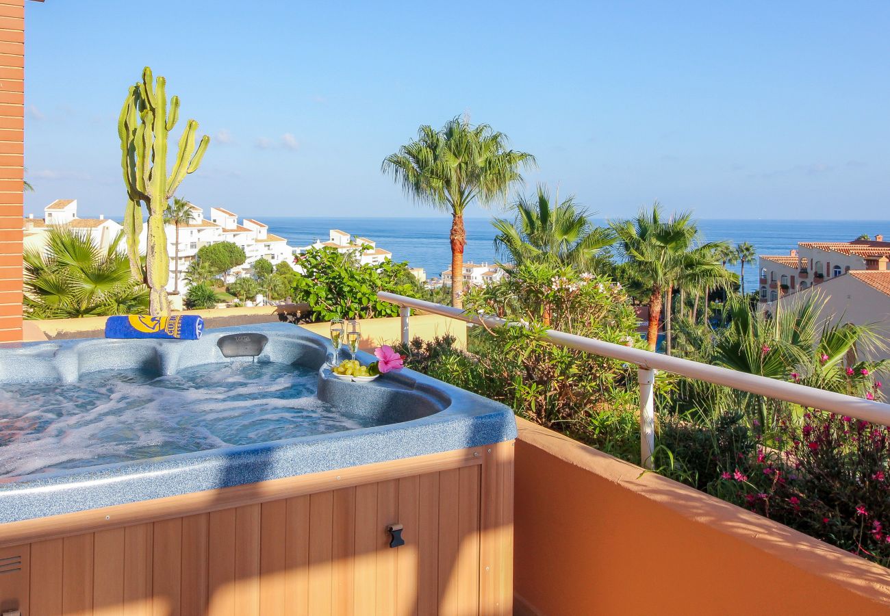 Apartment in Mijas Costa - Holiday luxury at Malibu Mansions, private hot tub