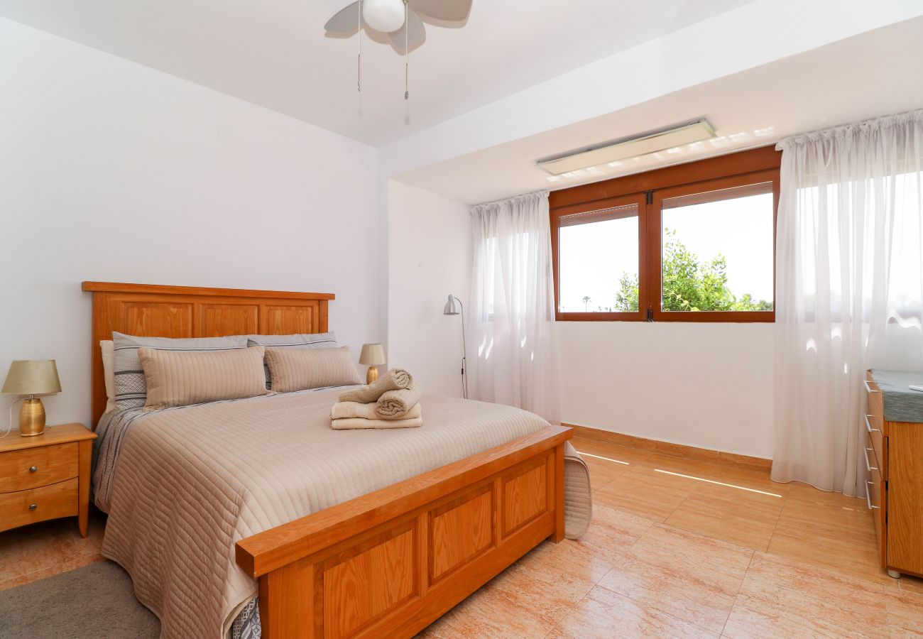 Townhouse in La Cala de Mijas - La Cala townhouse, beach 400 m, roof terrace, BBQ