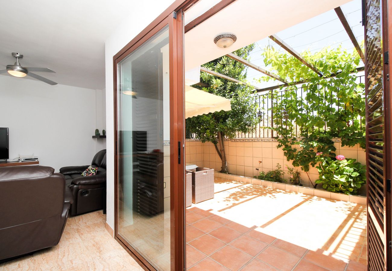 Townhouse in La Cala de Mijas - La Cala townhouse, beach 400 m, roof terrace, BBQ