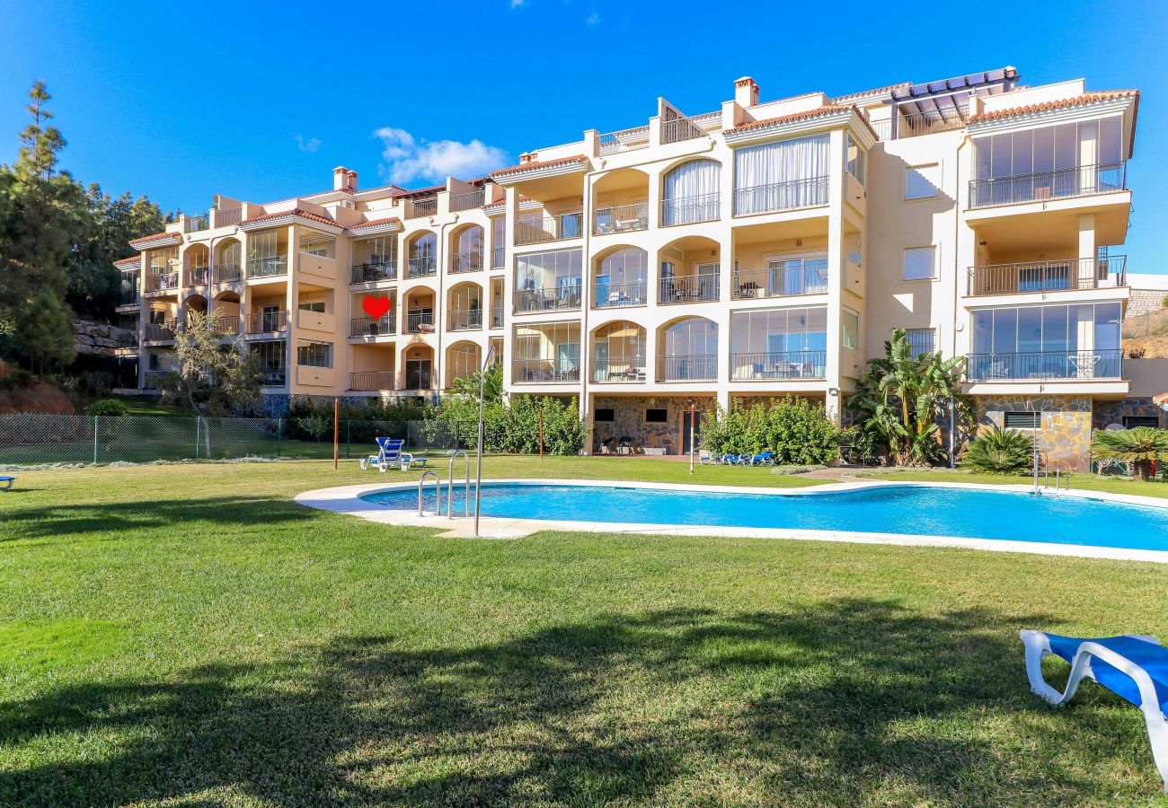 Apartment in Mijas Costa - Beautiful place -fantastic terrace with sea views