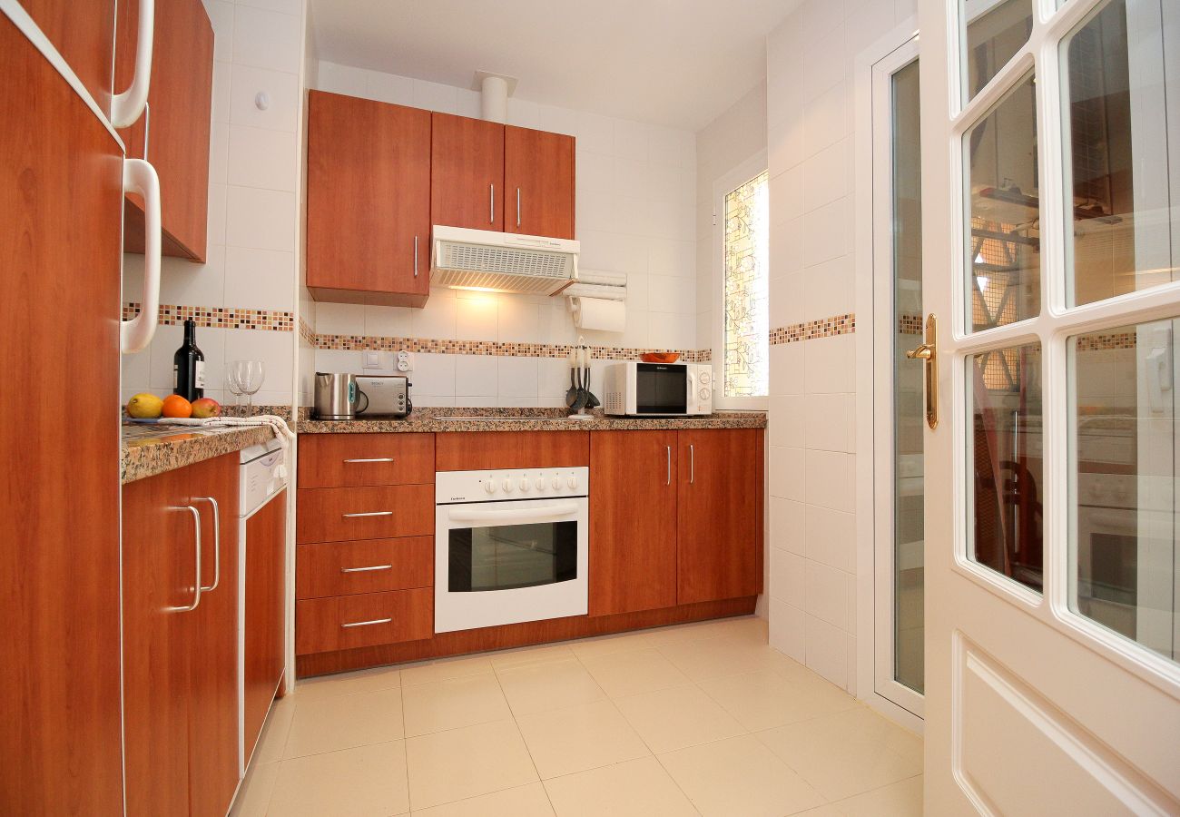 Apartment in Mijas Costa - Spacious apartment in tranquil area near the beach