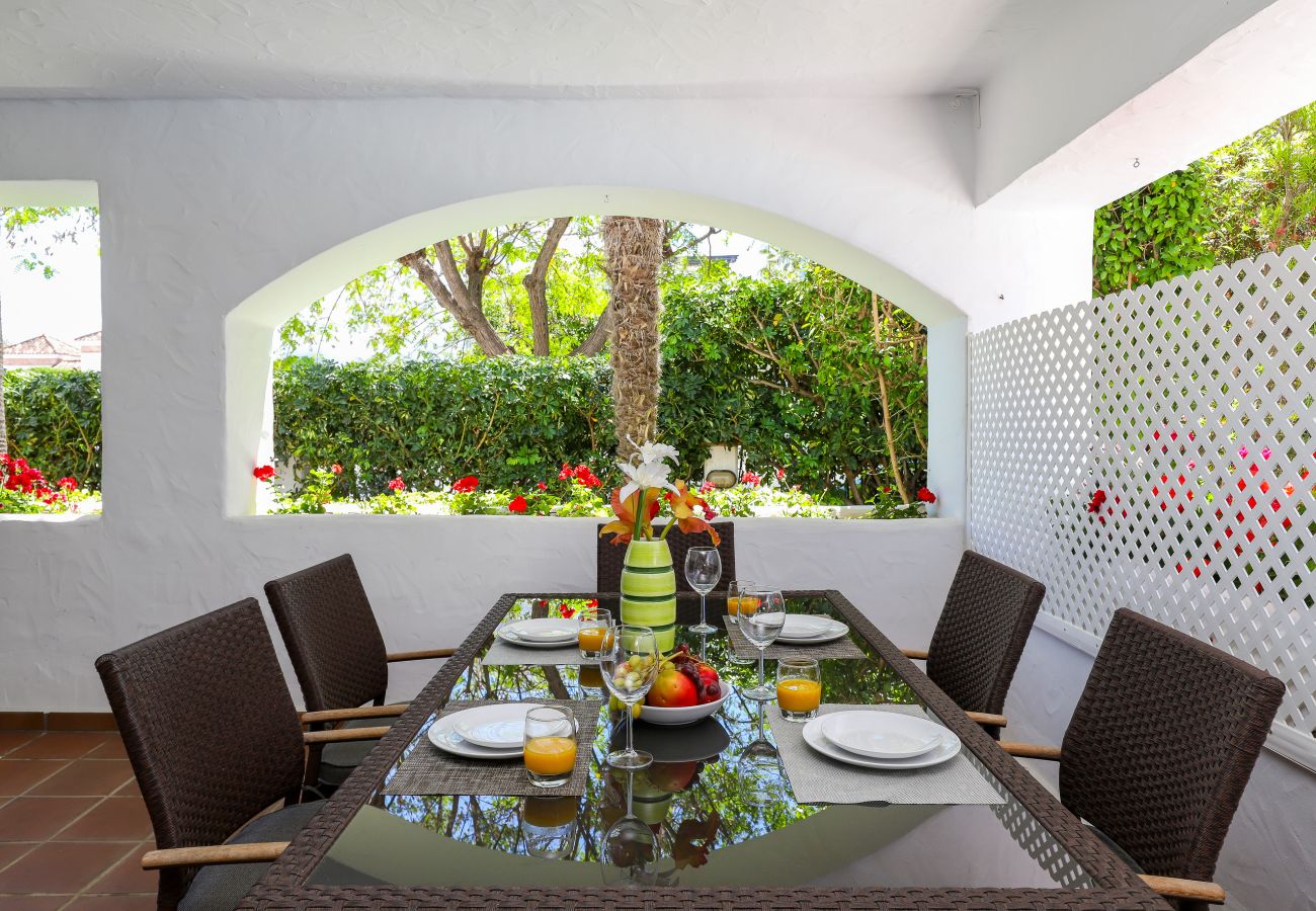 Apartment in San Pedro de Alcántara - San Pedro spacious apartment - 300m to beach