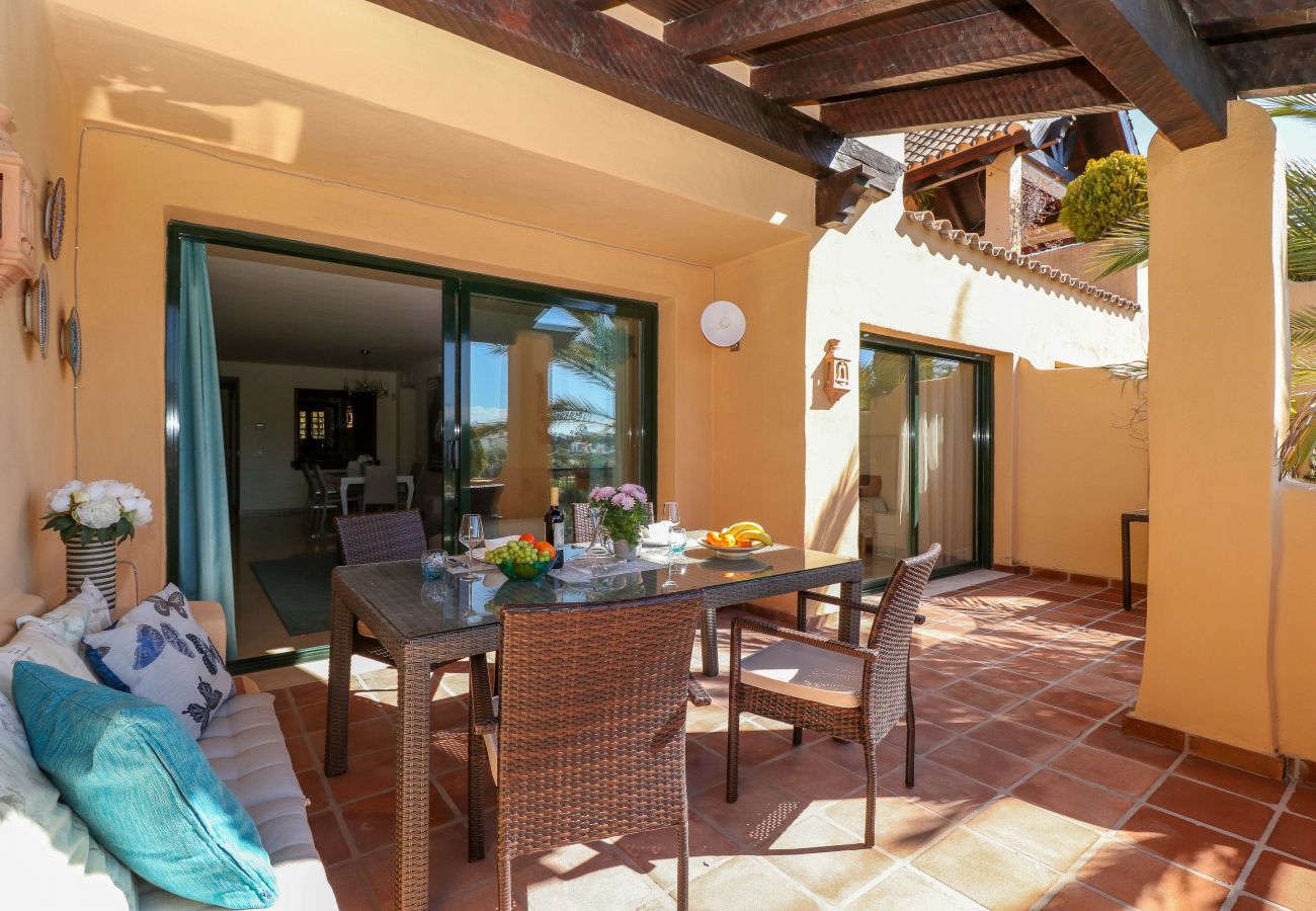 Apartment in Estepona - Luxury apartment in El Campanario