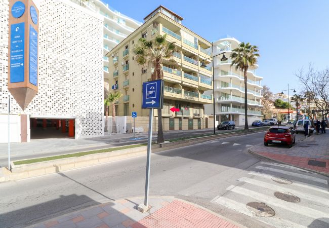 Apartment in Fuengirola - Cozy place in Fuengirola - 50m to the beach