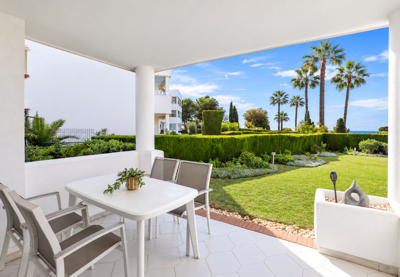 Apartment in Mijas Costa - Apartment with garden and seaview