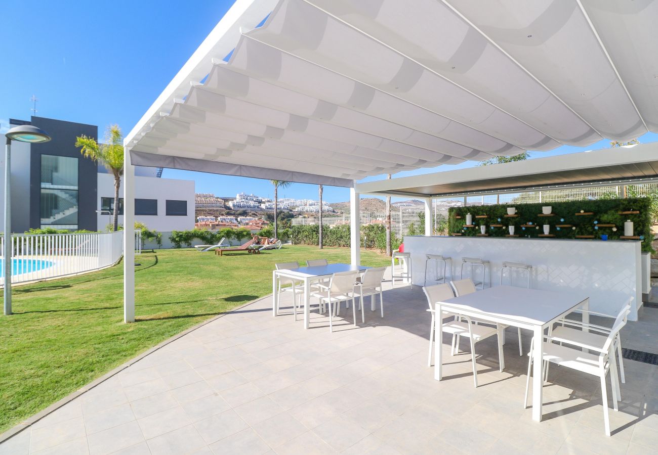 Apartment in La Cala de Mijas - Penthouse with Large Roof Terrace & Plunge Pool