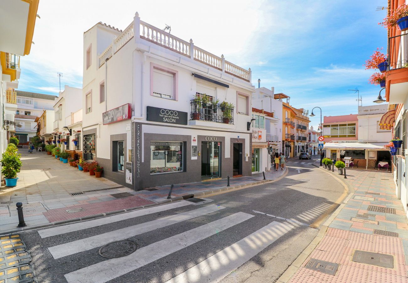 Apartment in La Cala de Mijas - Penthouse with Large Roof Terrace & Plunge Pool