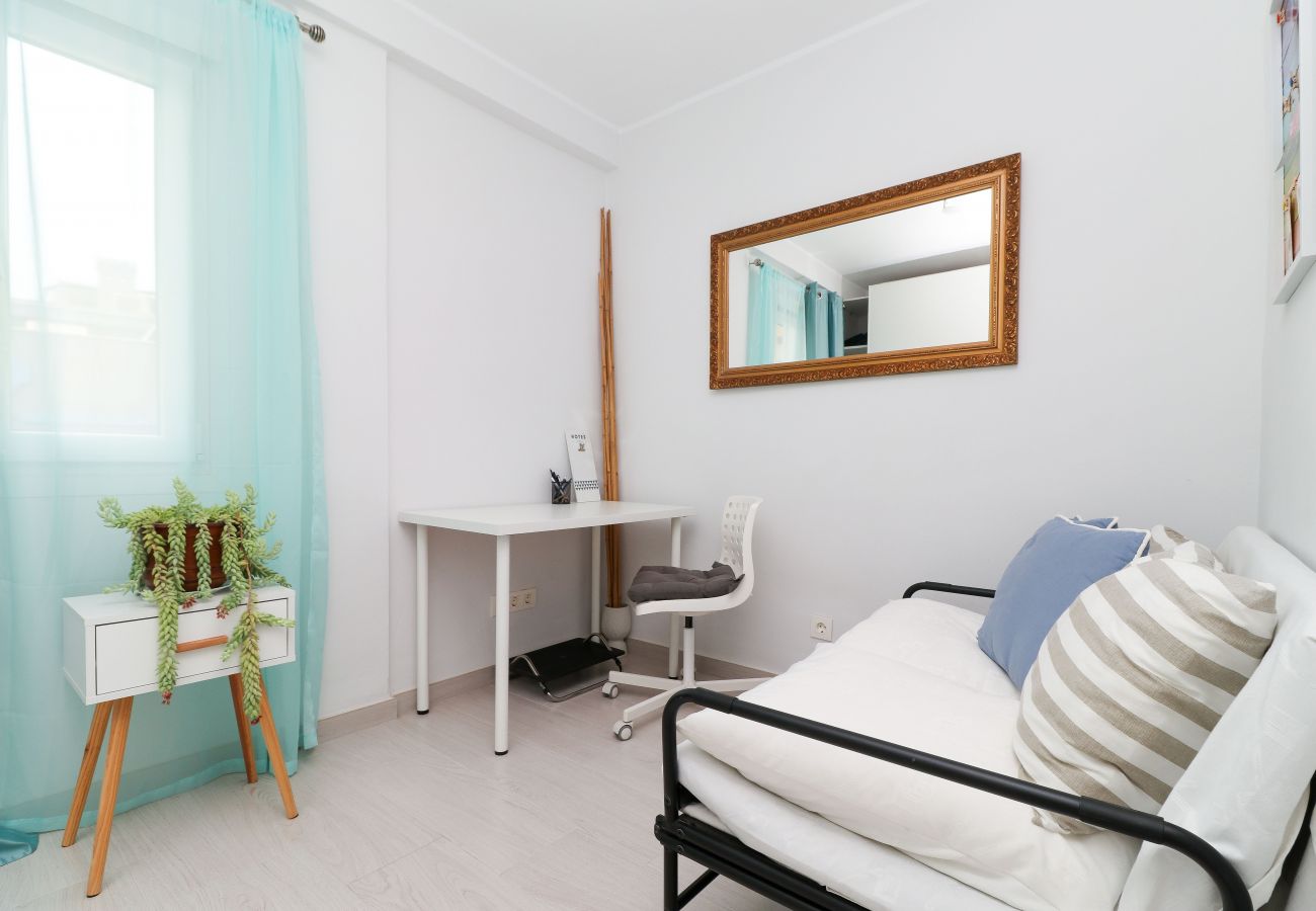 Apartment in Fuengirola - Modern apartment in Fuengirola - central location