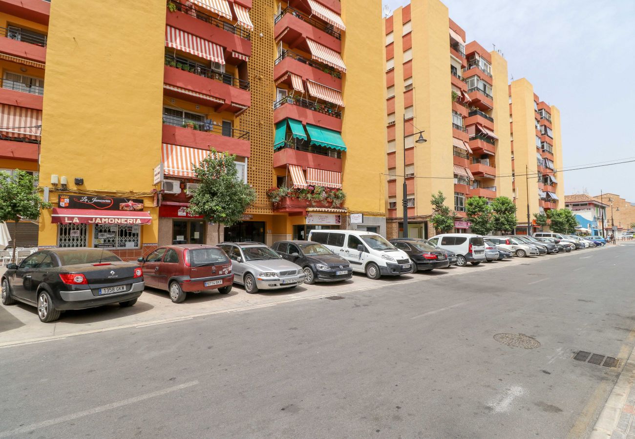 Apartment in Fuengirola - Modern apartment in Fuengirola - central location