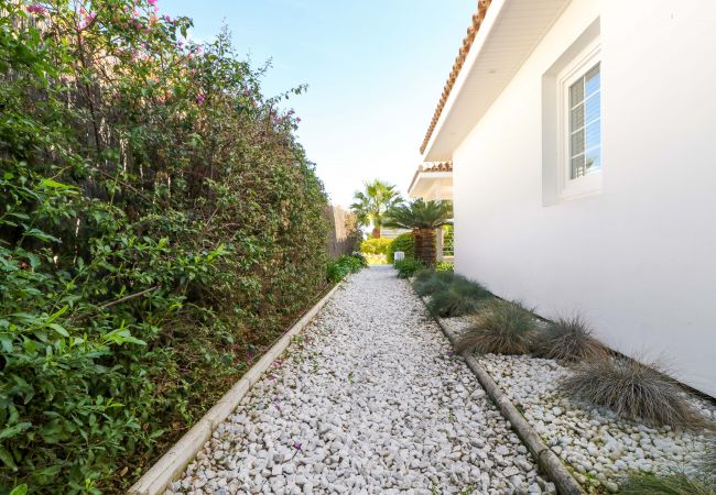 Villa in Benahavís - Family wooden villa with fantastic views Villa in Benahavís - Family wooden villa with fantastic views