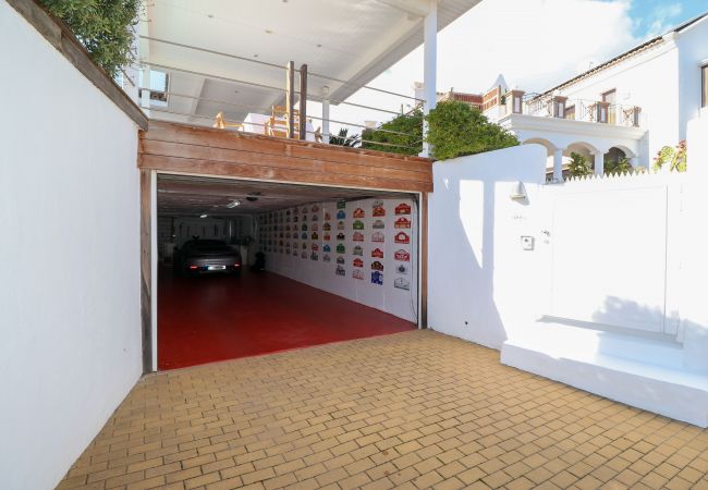 Villa in Benahavís - Family wooden villa with fantastic views Villa in Benahavís - Family wooden villa with fantastic views