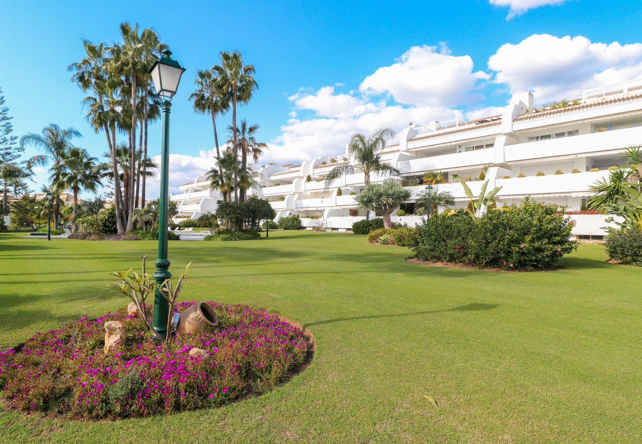 Apartment in Marbella - Bahia Real apartment with large terrace