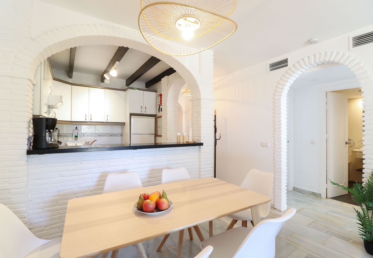 Apartment in Mijas Costa - Calahonda 2BED apartment - great location