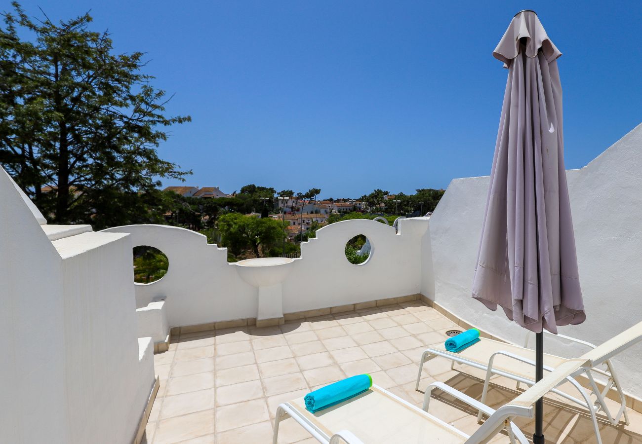 Townhouse in Marbella - Sunny townhouse  - great hotel facilities