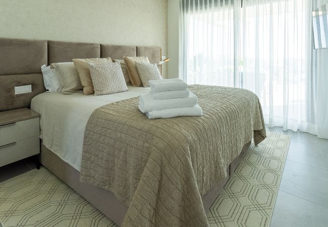 Apartment in Estepona - OASIS 325 penthouse with panoramic views Apartment in Estepona - OASIS 325 penthouse with panoramic views