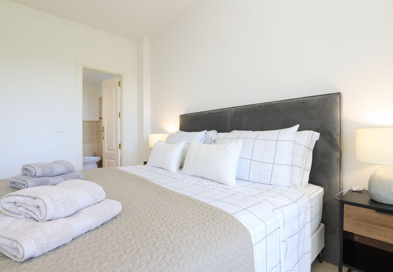 Apartment in Marbella - Beachfront with large garden  - Los Monteros Palm Beach