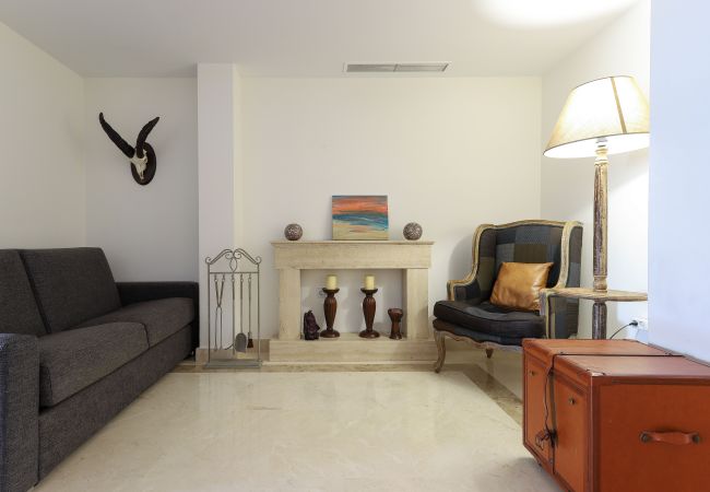 Apartment in San Pedro de Alcántara - 3-bedroom apartment in Noray - San Pedro beach