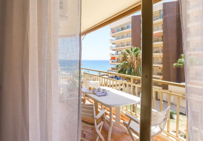 Apartment in Fuengirola - Fuengirola beachfront - Doña Sofia  Apartment in Fuengirola - Fuengirola beachfront - Doña Sofia