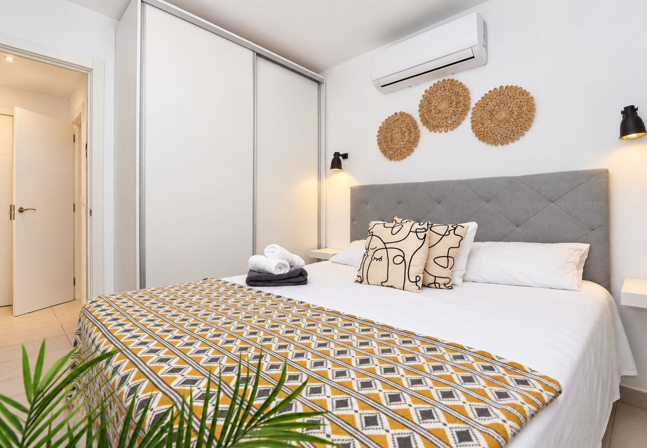 Apartment in Mijas Costa - Sea View Apartment with Garden & BBQ