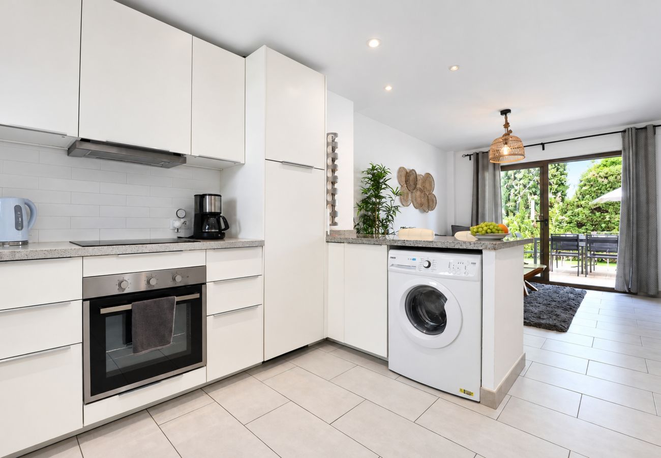 Apartment in Mijas Costa - Sea View Apartment with Garden & BBQ