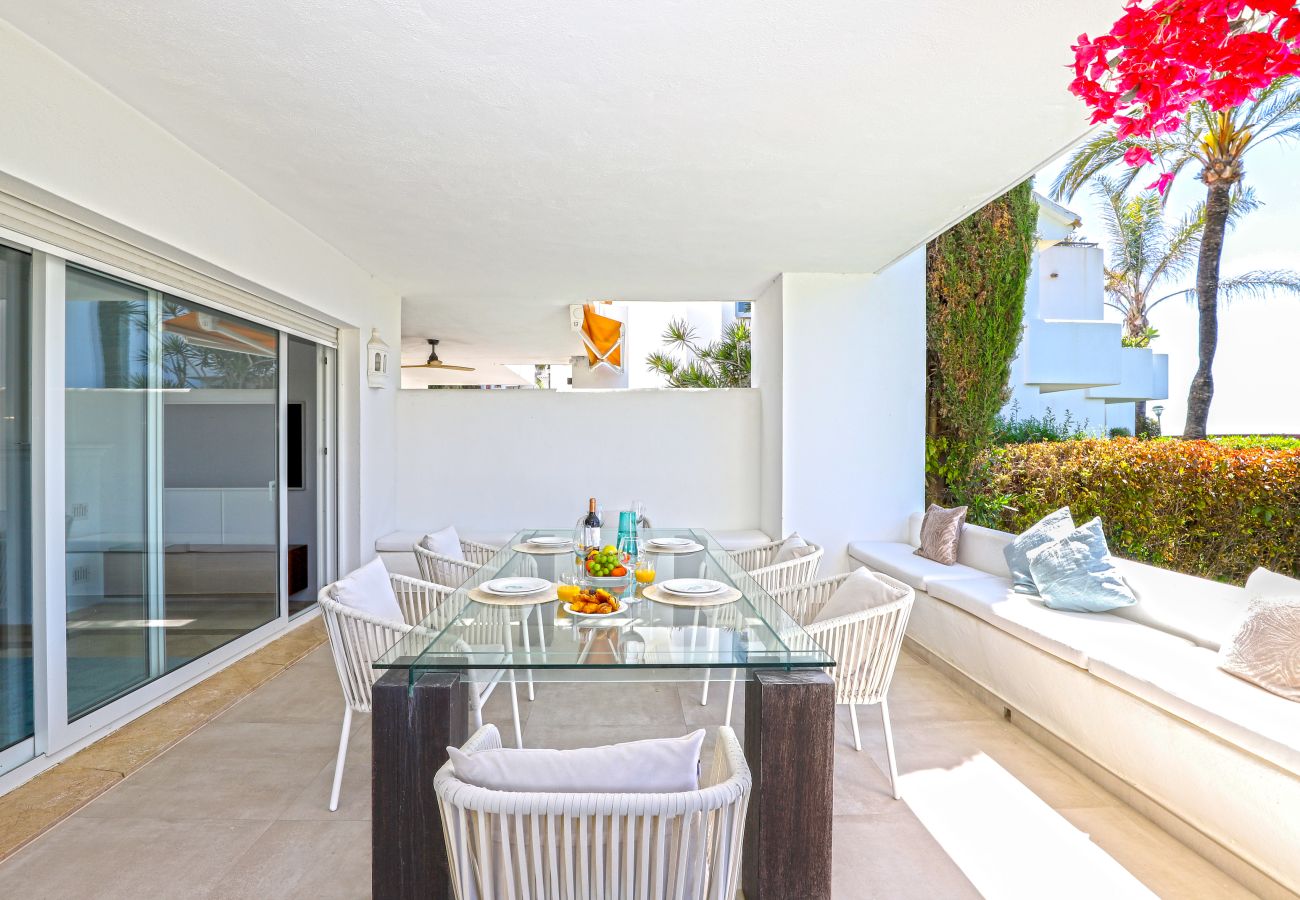 Apartment in Marbella - Los Monteros Palm Beach, garden & BBQ