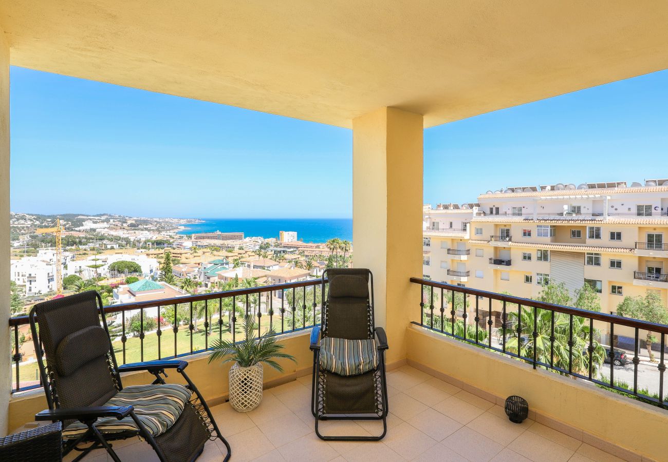 Apartment in La Cala de Mijas - 3-Bedroom Apartment with Panoramic Sea Views | La Cala de Mijas