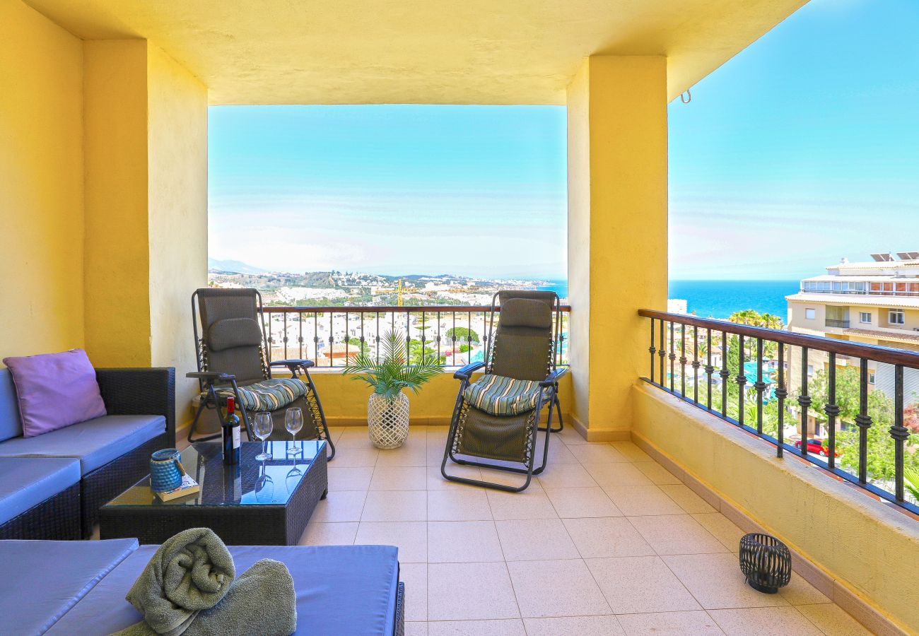 Apartment in La Cala de Mijas - 3-Bedroom Apartment with Panoramic Sea Views | La Cala de Mijas