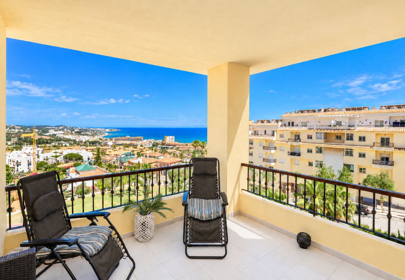 Apartment in La Cala de Mijas - 3-Bedroom Apartment with Panoramic Sea Views | La Cala de Mijas