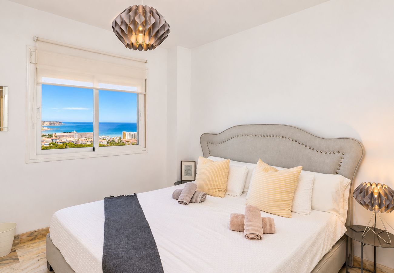 Apartment in La Cala de Mijas - 3-Bedroom Apartment with Panoramic Sea Views | La Cala de Mijas