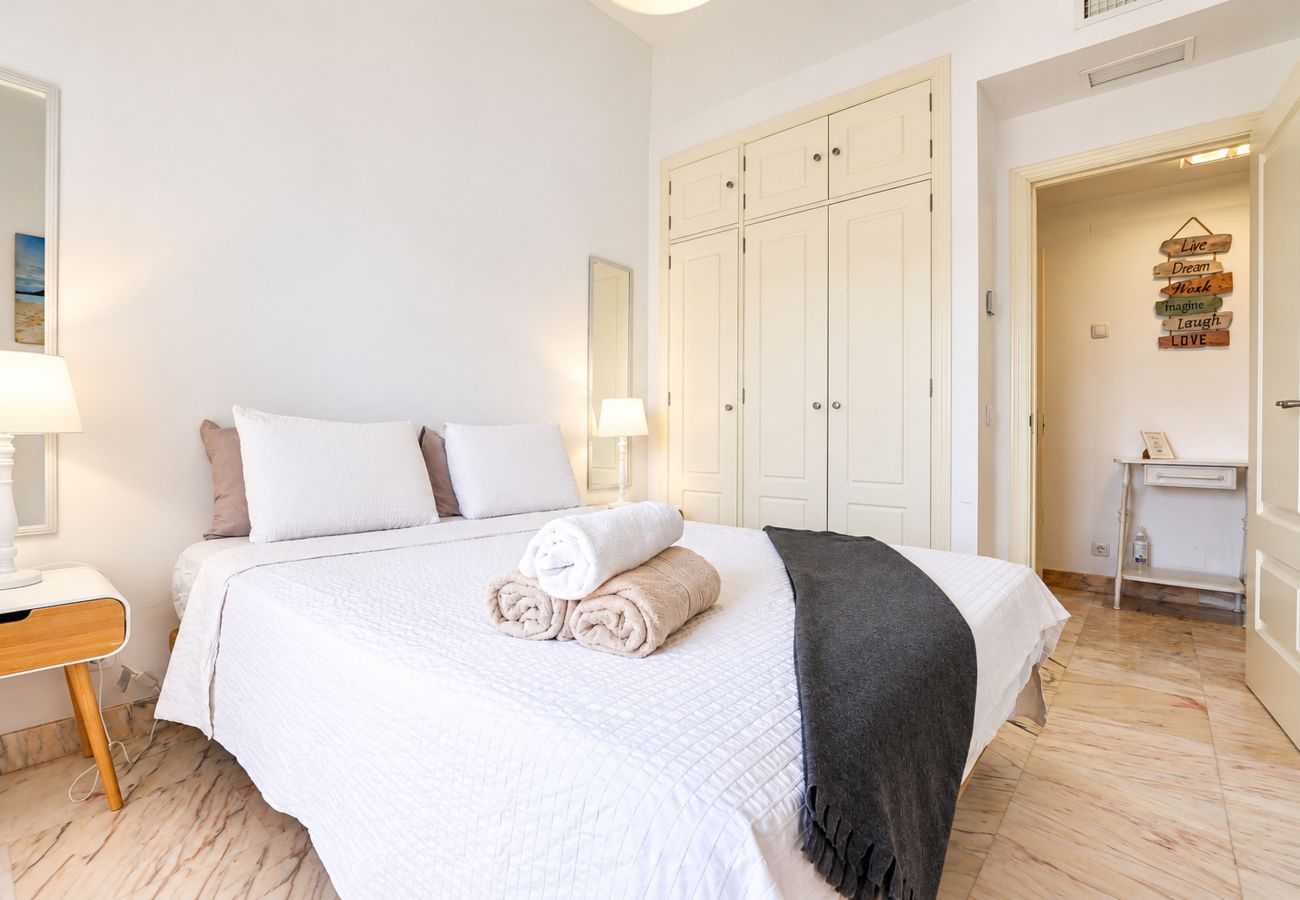 Apartment in La Cala de Mijas - 3-Bedroom Apartment with Panoramic Sea Views | La Cala de Mijas