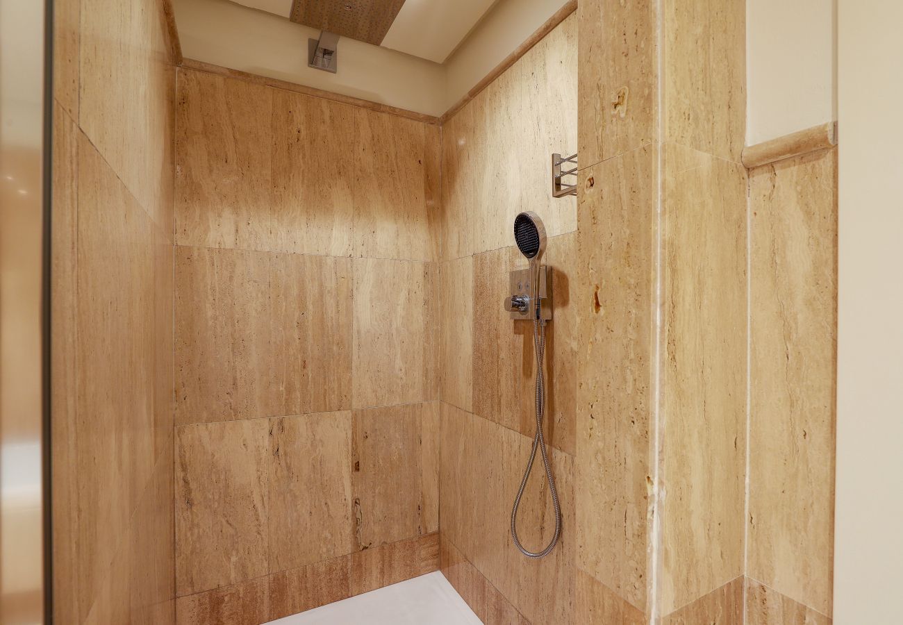 Апартаменты на Марбелья / Marbella - Frontline beach apartment -Los Monteros Palm Beach