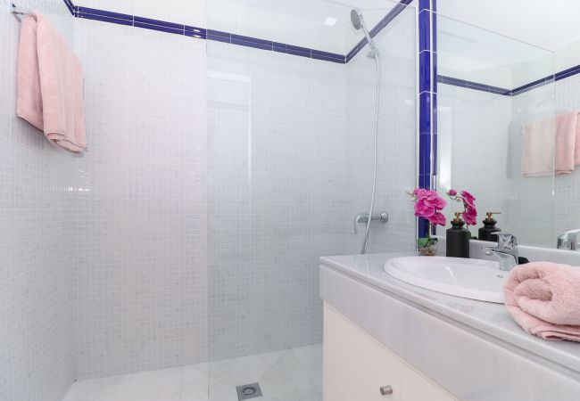 Апартаменты на Marbella - Romana Playa  - fantastic sea views Апартаменты на Marbella - Romana Playa  - fantastic sea views