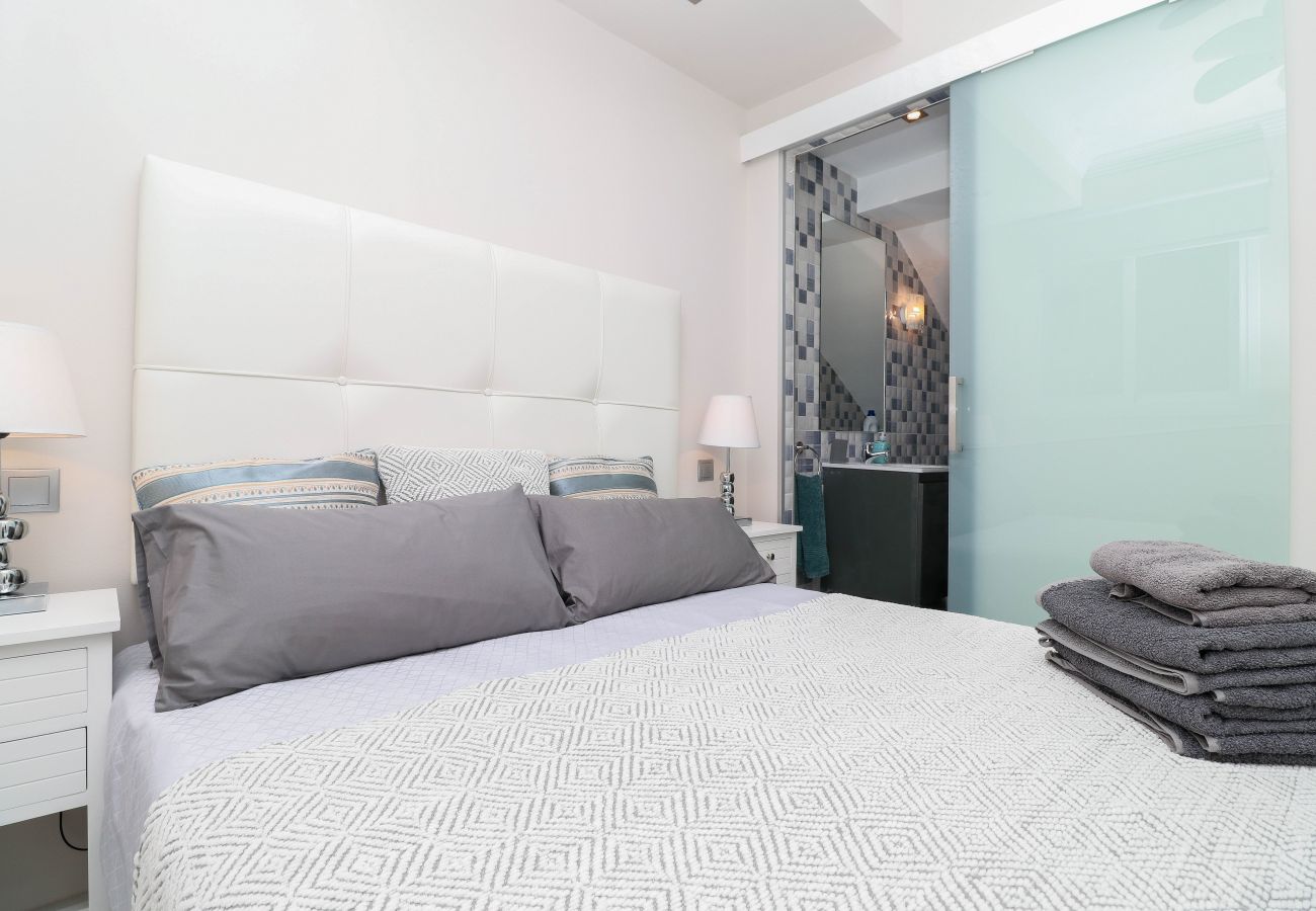 Таунхаус на Марбелья / Marbella - Bright townhouse -great onsite facilities