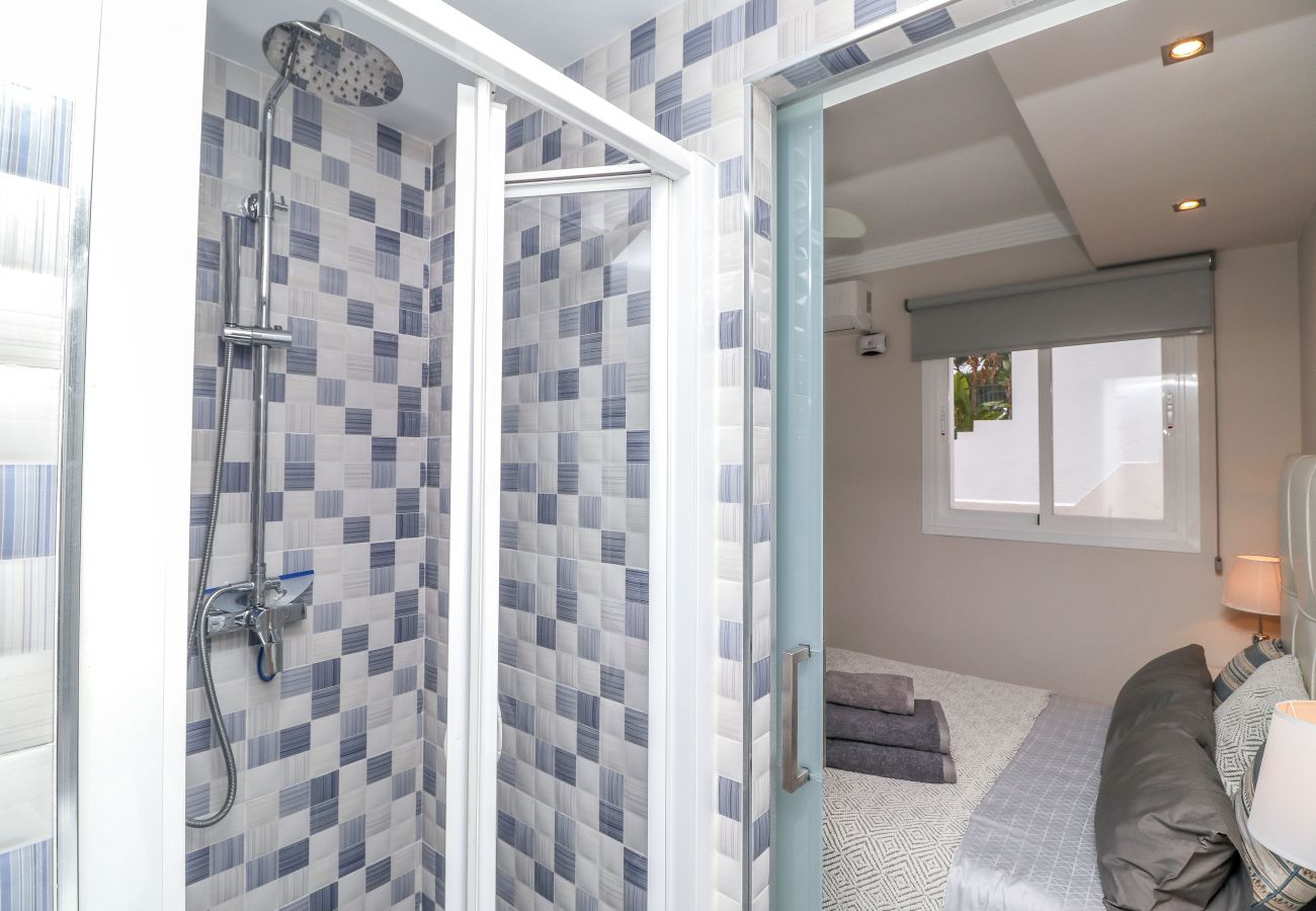 Таунхаус на Марбелья / Marbella - Bright townhouse -great onsite facilities