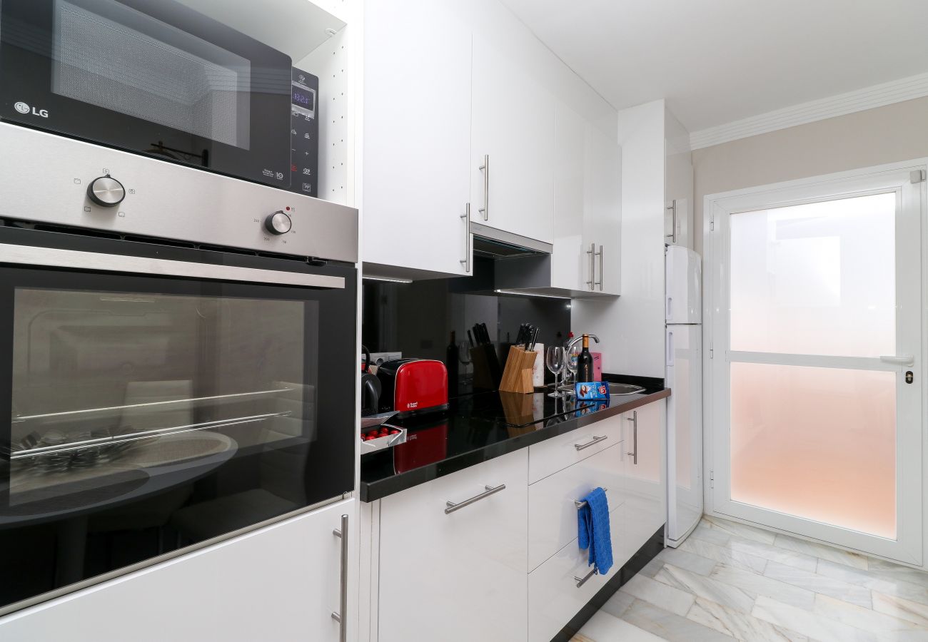 Таунхаус на Марбелья / Marbella - Bright townhouse -great onsite facilities