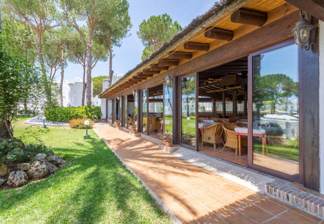 Таунхаус на Марбелья / Marbella - Stylish townhouse - great resort facilities