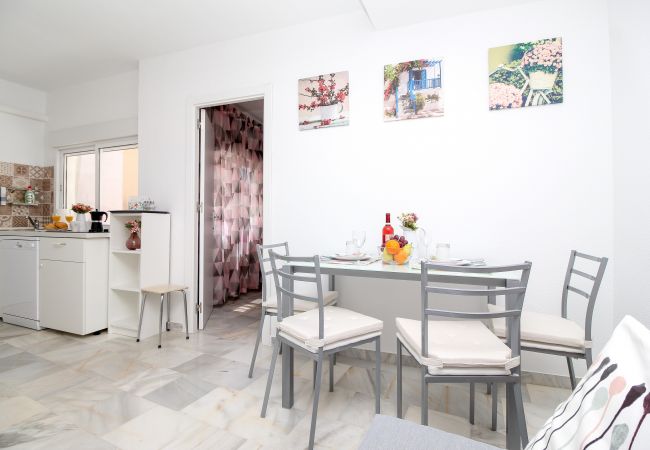Апартаменты на Fuengirola - Los Boliches apartment - central location Апартаменты на Fuengirola - Los Boliches apartment - central location
