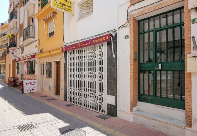 Апартаменты на Fuengirola - Los Boliches apartment - central location Апартаменты на Fuengirola - Los Boliches apartment - central location